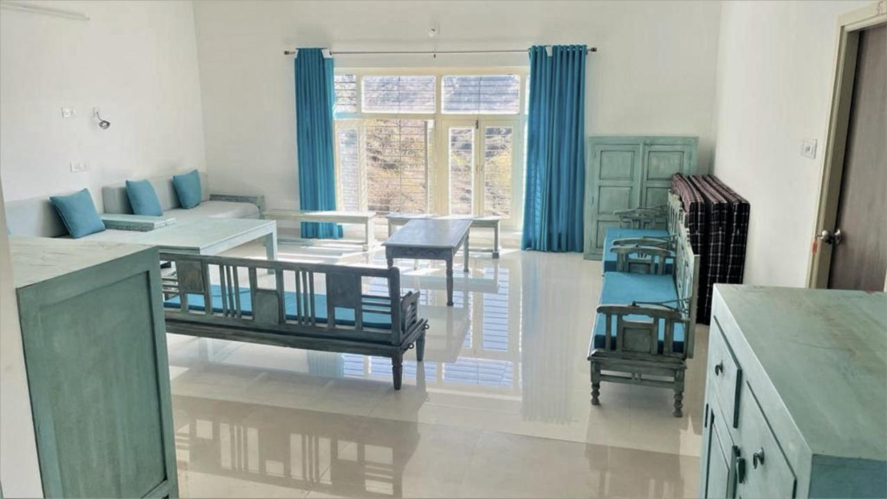Shikhar Bunglow - A Stunning Valley View Bungalow In Mount Abu Bed and Breakfast Esterno foto