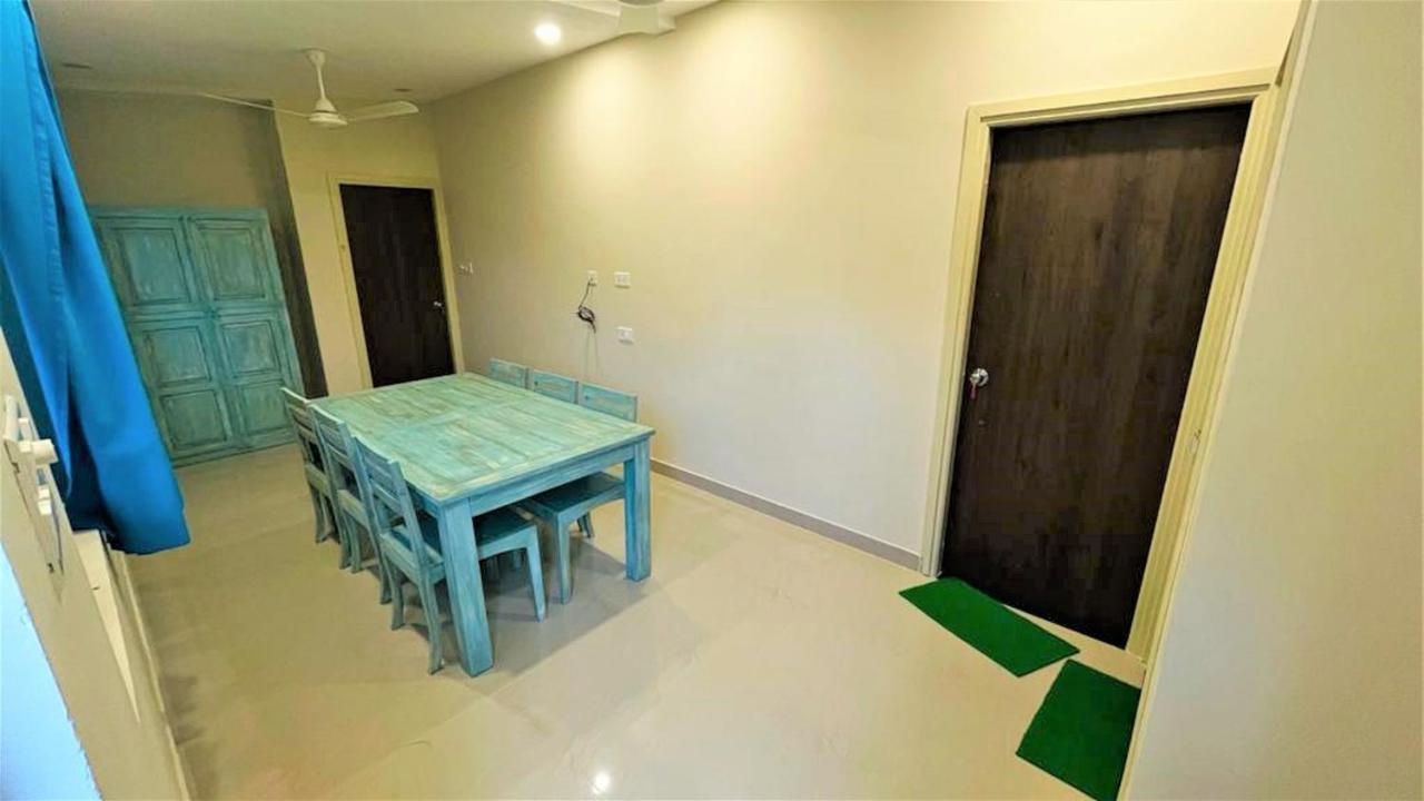 Shikhar Bunglow - A Stunning Valley View Bungalow In Mount Abu Bed and Breakfast Esterno foto