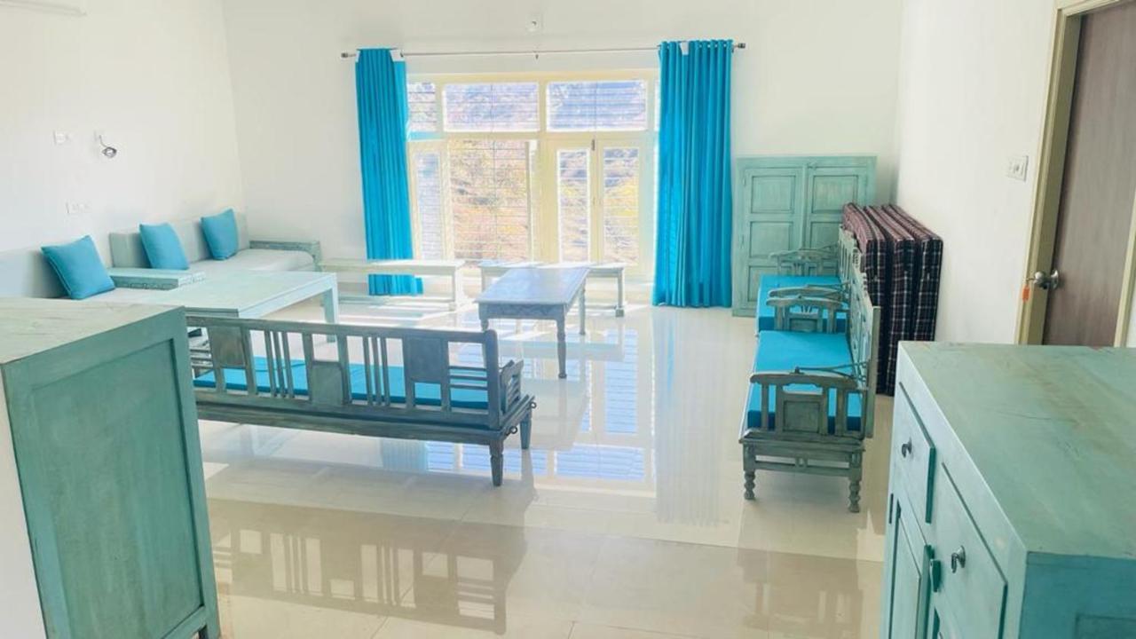 Shikhar Bunglow - A Stunning Valley View Bungalow In Mount Abu Bed and Breakfast Esterno foto