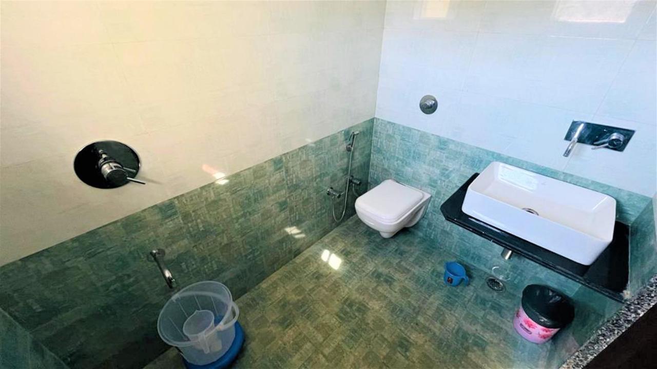 Shikhar Bunglow - A Stunning Valley View Bungalow In Mount Abu Bed and Breakfast Esterno foto