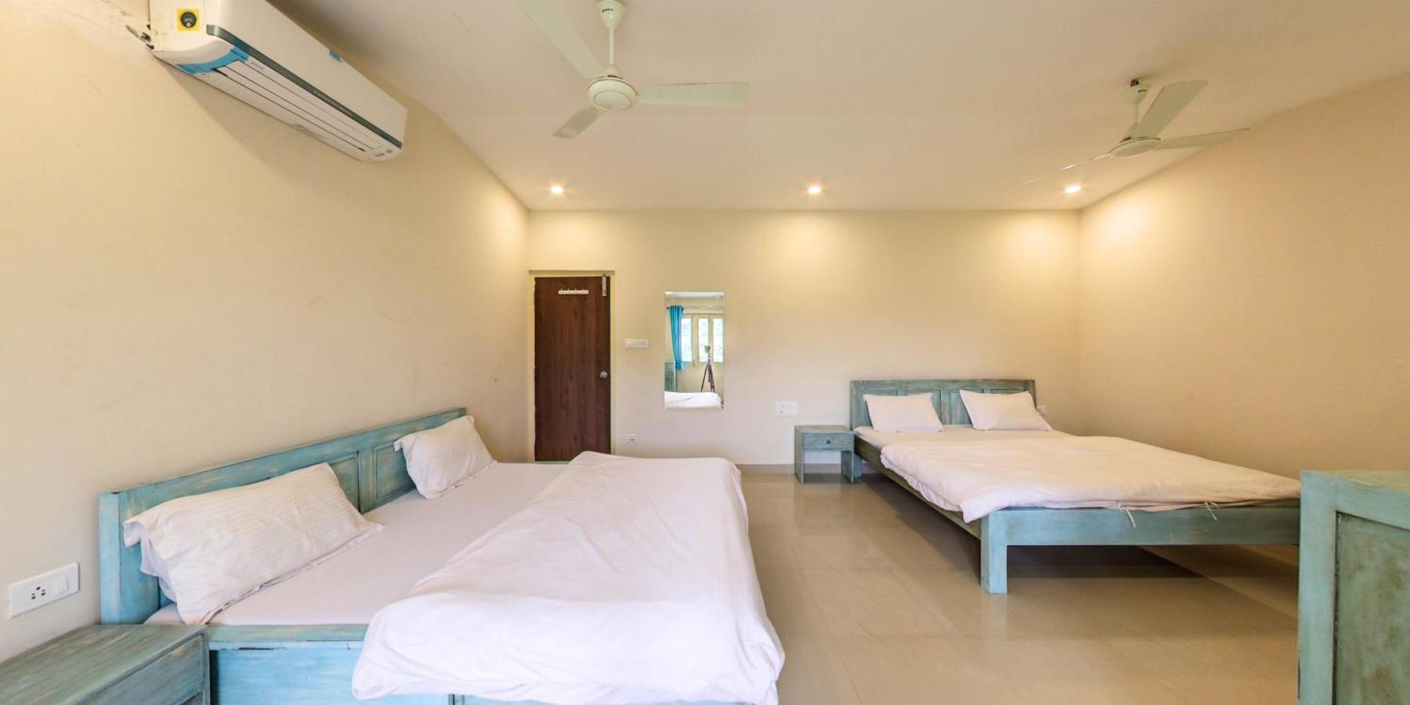 Shikhar Bunglow - A Stunning Valley View Bungalow In Mount Abu Bed and Breakfast Esterno foto
